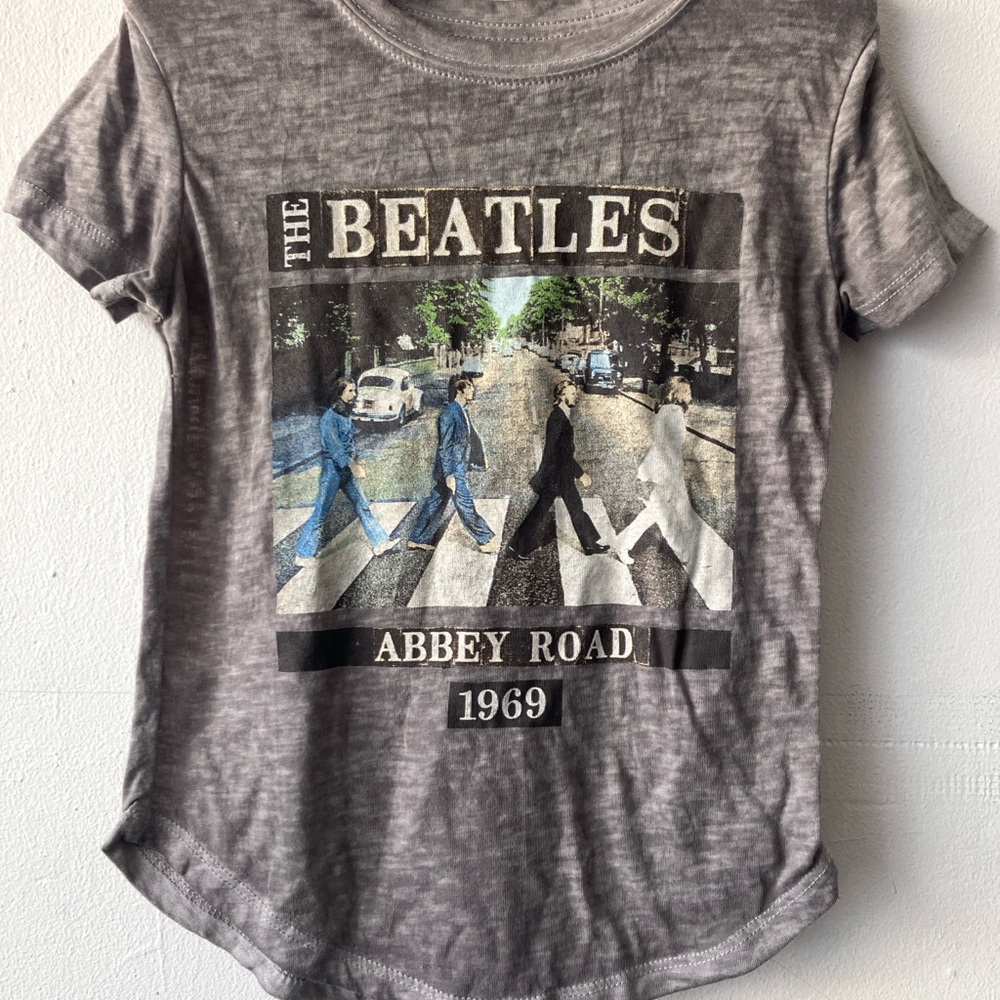 The Beatles Abbey Road Graphic Tee - Gray